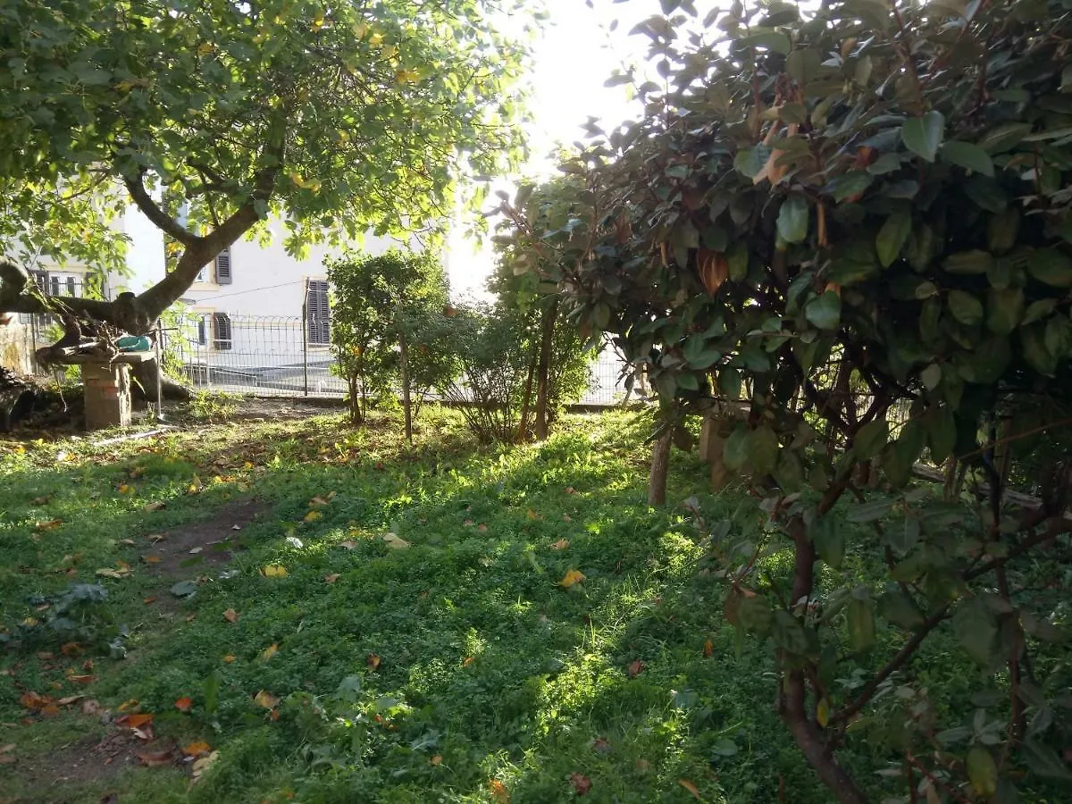 Holiday home Casa Bartolacci Cozy Apartment Bivigliano Italy